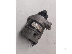Begagnade Startmotor Peugeot 108 1.0 12V Pris € 35,00 Marginaltabell erbjuds av Autodemontage van de Laar