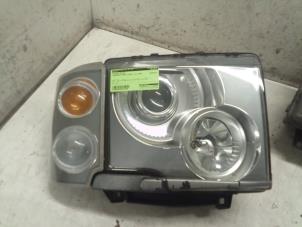 Begagnade Strålkastare, höger Landrover Range Rover III (LM) 2.9 TD6 24V Pris € 375,00 Marginaltabell erbjuds av Autodemontage van de Laar