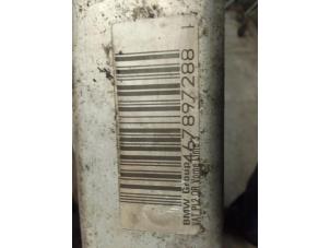 Begagnade Underram BMW 3 serie (E90) 320i 16V Pris € 150,00 Marginaltabell erbjuds av Autodemontage van de Laar