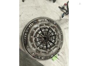 Begagnade Svänghjul Dacia Dokker (0S) 1.5 dCi, Blue dCi 75 Pris € 250,00 Marginaltabell erbjuds av Autodemontage van de Laar