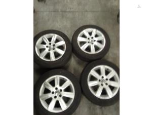 Gebruikte Velgen set + banden Volkswagen Polo V (6R) 1.2 TDI 12V BlueMotion Prijs op aanvraag aangeboden door Autodemontage van de Laar
