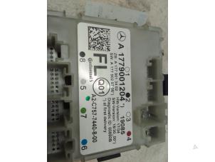 Begagnade Centrallåsbrytare Mercedes CLA (118.3) 1.5 CLA-180d Pris € 35,00 Marginaltabell erbjuds av Autodemontage van de Laar