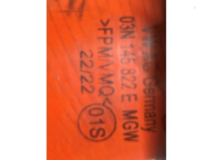 Laddluftkylarslang från en Volkswagen Crafter 2022