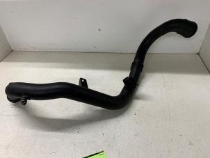 Begagnade Laddluftkylarrör Opel Astra K Sports Tourer 1.0 Turbo 12V Pris på förfrågan erbjuds av Autodemontage van de Laar