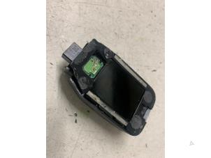 Begagnade Regnsensor Mazda 2 (DJ/DL) 1.5 e-SkyActiv G 90 Pris på förfrågan erbjuds av Autodemontage van de Laar