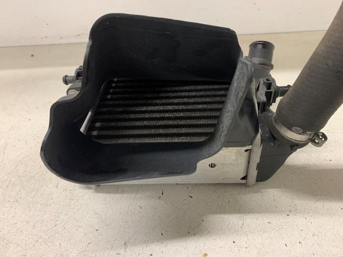 Laddluftkylare från en Abarth 500/595/695 1.4 T-Jet 16V 2011