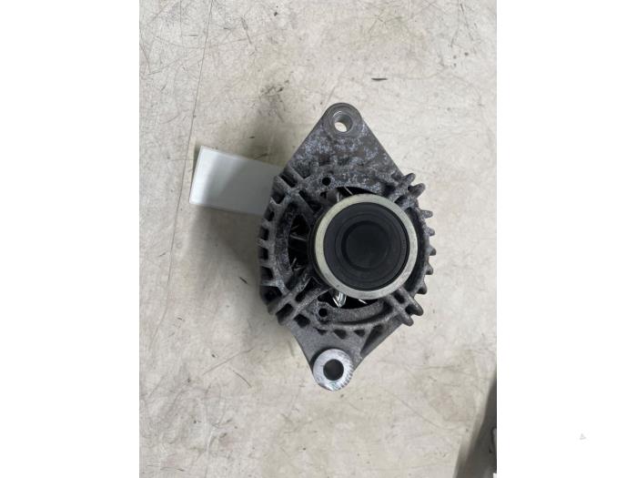 Dynamo från en Fiat 500 Abarth 2018