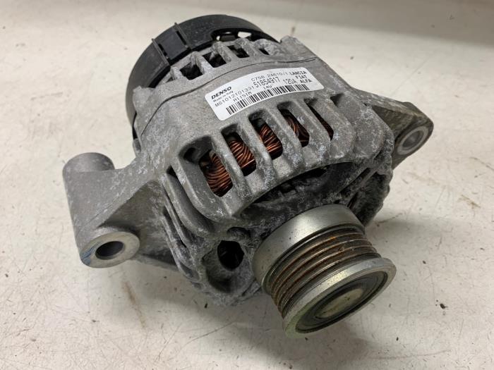 Dynamo från en Abarth 500/595/695 1.4 T-Jet 16V 2011