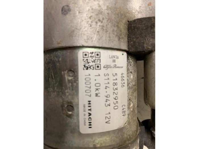 Startmotor från en Abarth 500/595/695 1.4 T-Jet 16V 2011