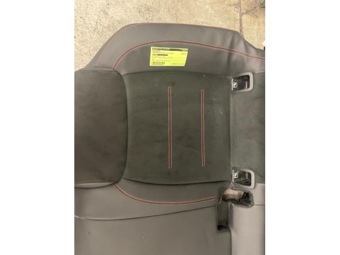 Baksätesbänk från en Mercedes-Benz A (177.0) 2.0 A-220 Turbo 16V 2020