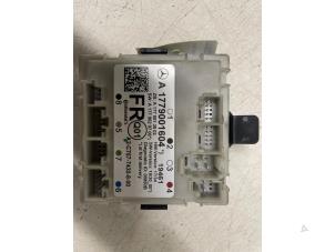 Begagnade Centrallåsmodul Mercedes A (177.0) 2.0 A-220 Turbo 16V Pris € 40,00 Marginaltabell erbjuds av Autodemontage van de Laar