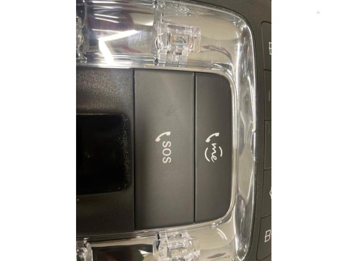 Innerbelysning, fram från en Mercedes-Benz A (177.0) 2.0 A-220 Turbo 16V 2020