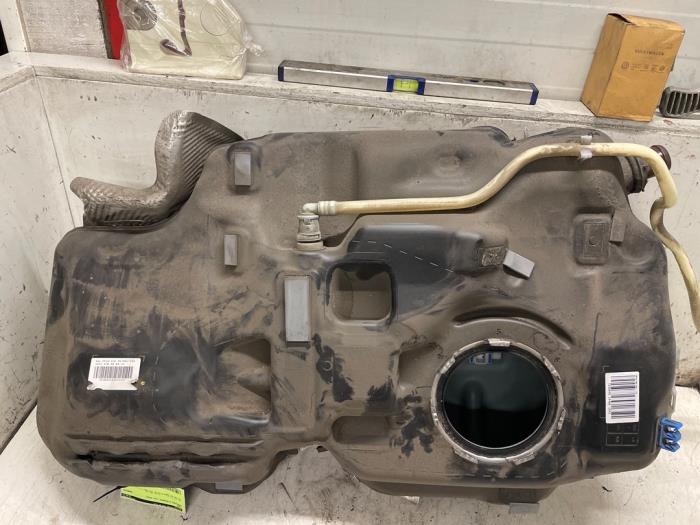 Tank från en Mercedes-Benz A (177.0) 2.0 A-220 Turbo 16V 2020