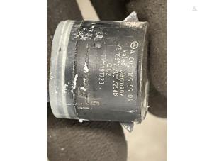 Begagnade Parkeringssensor Mercedes A (177.0) 2.0 A-220 Turbo 16V Pris € 15,00 Marginaltabell erbjuds av Autodemontage van de Laar