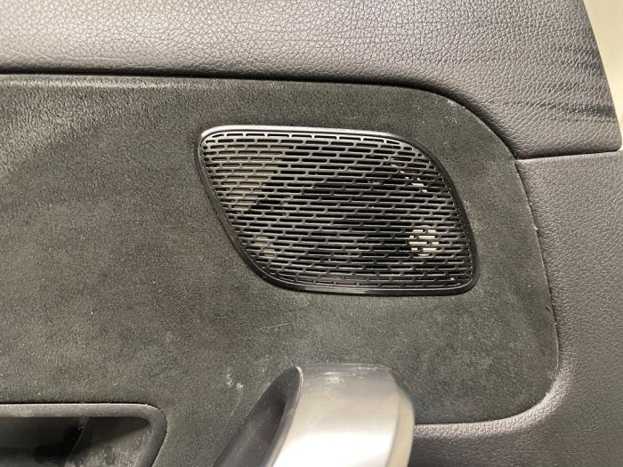 List, bakdörr, 4-dörrars, vänster från en Mercedes-Benz A (177.0) 2.0 A-220 Turbo 16V 2020