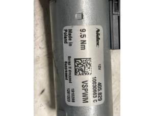 Begagnade Motor, soltak Mercedes A (177.0) 2.0 A-220 Turbo 16V Pris € 60,00 Marginaltabell erbjuds av Autodemontage van de Laar