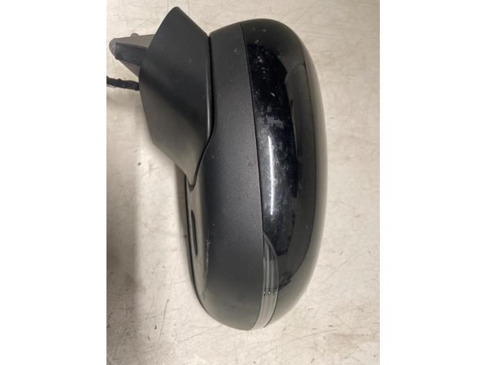 Skärmspegel, vänster från en Mercedes-Benz A (177.0) 2.0 A-220 Turbo 16V 2020