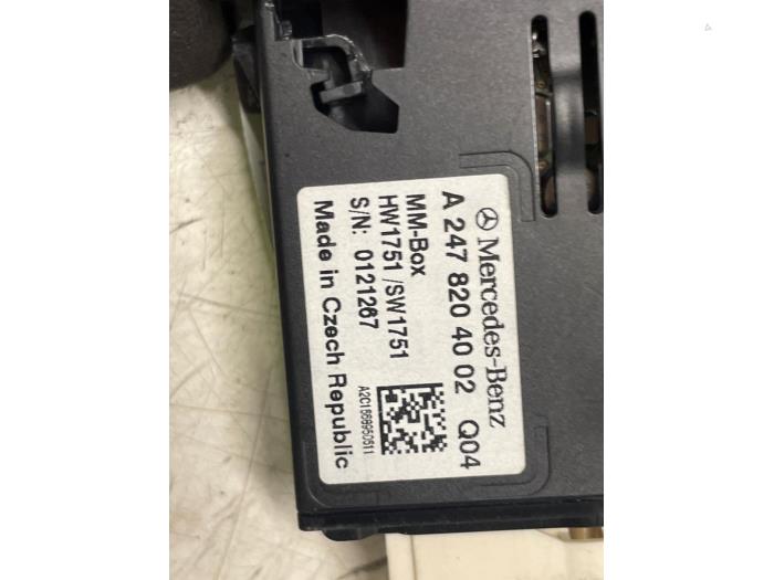 Multimediaanslutning från en Mercedes-Benz A (177.0) 2.0 A-220 Turbo 16V 2020