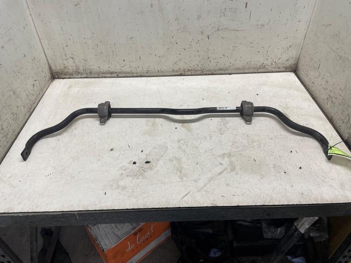 Främre krängningshämmare från en Mercedes-Benz A (177.0) 2.0 A-220 Turbo 16V 2020