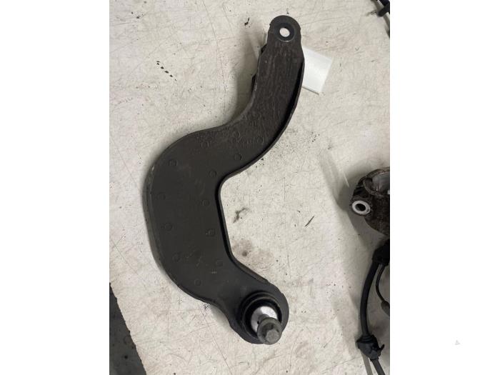 Bakre övre gaffelben, höger från en Mercedes-Benz A (177.0) 2.0 A-220 Turbo 16V 2020