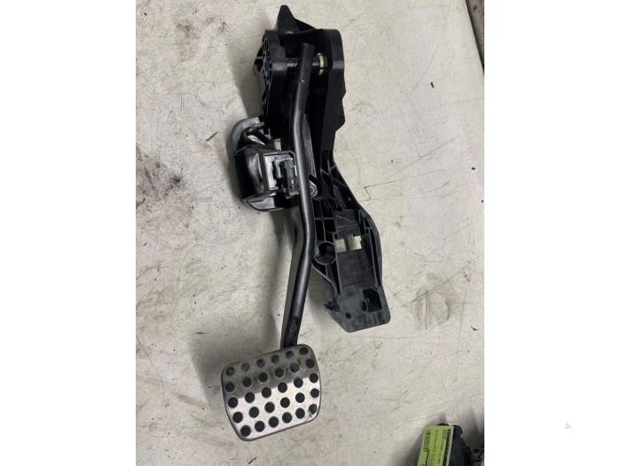 Set med pedaler från en Mercedes-Benz A (177.0) 2.0 A-220 Turbo 16V 2020