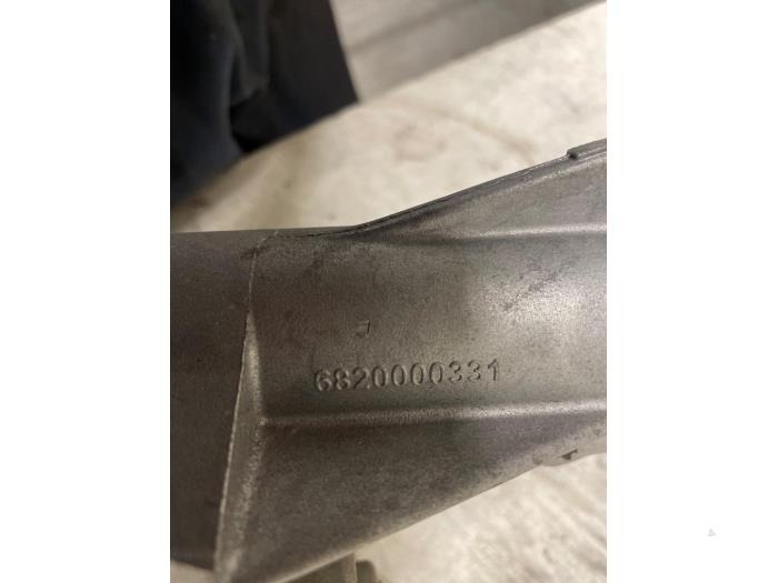 Servostyrningsbox från en Mercedes-Benz A (177.0) 2.0 A-220 Turbo 16V 2020