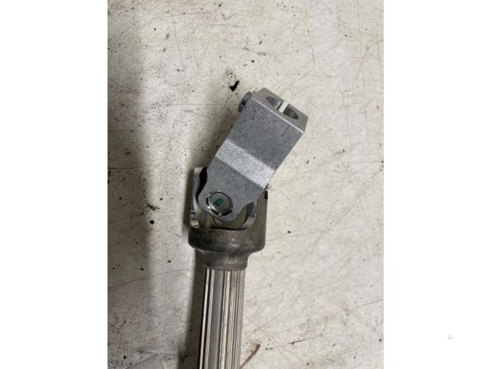 Rattstångshölje från en Mercedes-Benz A (177.0) 2.0 A-220 Turbo 16V 2020