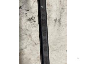 Begagnade Vridmomentstag, höger fram Mercedes A (177.0) 2.0 A-220 Turbo 16V Pris € 25,00 Marginaltabell erbjuds av Autodemontage van de Laar