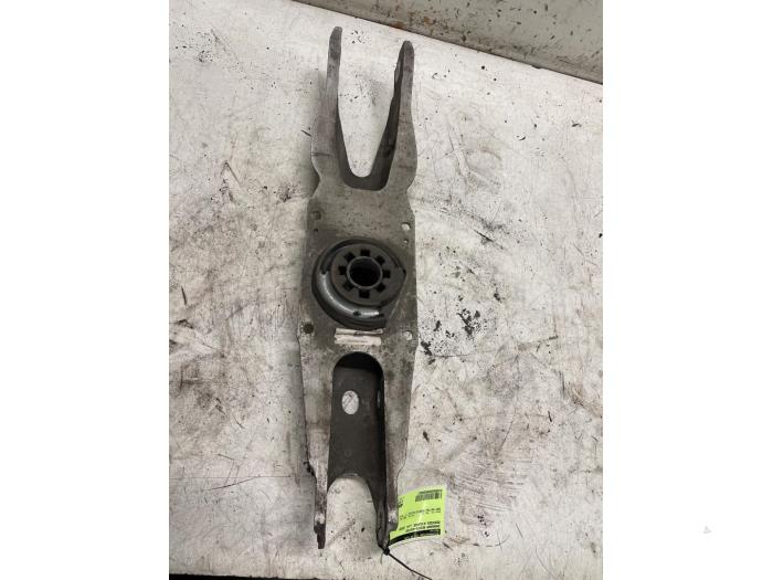 Bakre gaffelben, höger från en Mercedes-Benz A (177.0) 2.0 A-220 Turbo 16V 2020