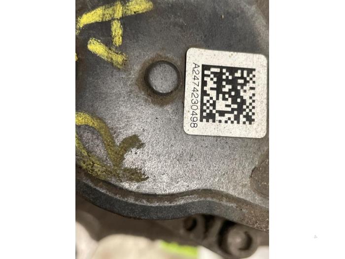 Bakre bromsok, höger från en Mercedes-Benz A (177.0) 2.0 A-220 Turbo 16V 2020