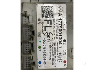 Begagnade Centrallåsmodul Mercedes A (177.0) 2.0 A-220 Turbo 16V Pris € 40,00 Marginaltabell erbjuds av Autodemontage van de Laar