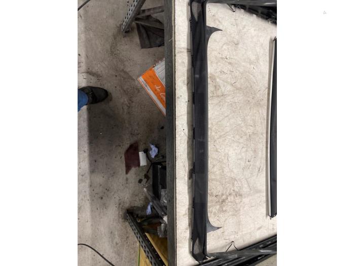 Mekanism, soltak från en Mercedes-Benz A (177.0) 2.0 A-220 Turbo 16V 2020