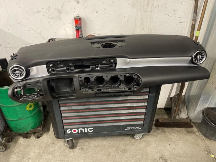 Airbagset + modul från en Mercedes-Benz A (177.0) 2.0 A-220 Turbo 16V 2020