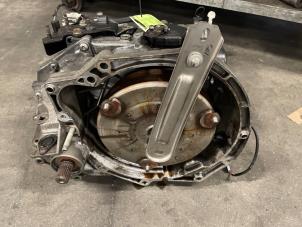 Używane Skrzynia biegów Renault Scénic II (JM) 2.0 16V Cena € 400,00 Procedura marży oferowane przez Autodemontage van de Laar