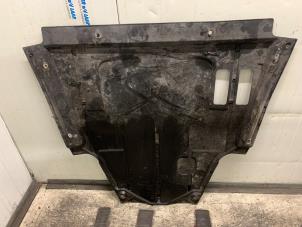 Begagnade Motorskyddspanel Renault Vel Satis (BJ) 3.5 V6 24V Autom. Pris på förfrågan erbjuds av Autodemontage van de Laar