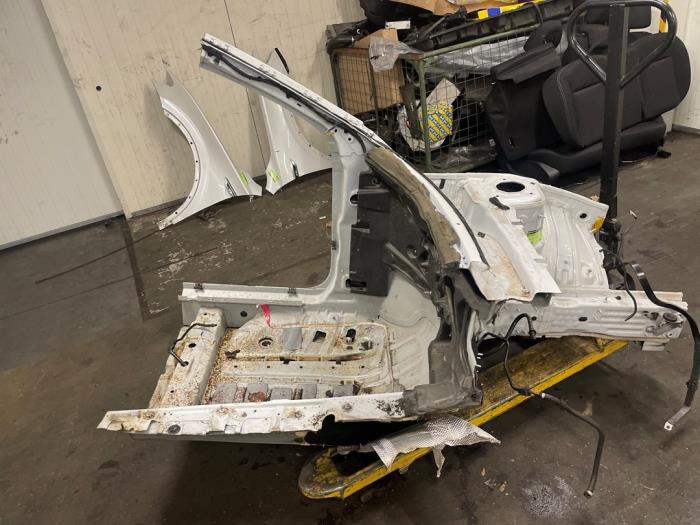 Karosshörn, vänster fram från en Mercedes-Benz A (177.0) 2.0 A-220 Turbo 16V 2020