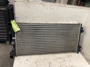 Begagnade Kylare Audi A1 (8X1/8XK) 1.2 TFSI Pris € 50,00 Marginaltabell erbjuds av Autodemontage van de Laar