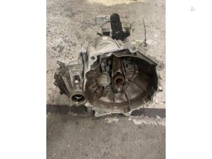 Begagnade Växellåda Volkswagen Up! (121) 1.0 12V 60 Pris € 550,00 Marginaltabell erbjuds av Autodemontage van de Laar