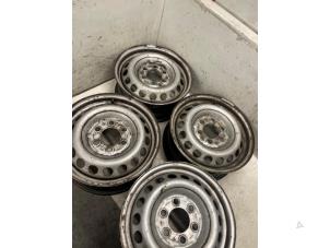 Gebruikte Velgen set Mercedes Sprinter 3,5t (907.6/910.6) 316 CDI 2.1 D RWD Prijs € 242,00 Inclusief btw aangeboden door Autodemontage van de Laar