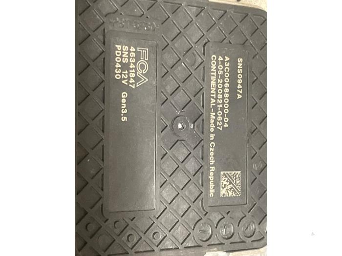 Nox sensor van een Fiat Ducato (250) 2.3 D 120 Multijet AdBlue 2020