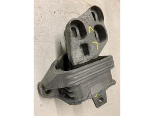 Begagnade Motorfäste Mercedes CLA (117.3) 1.6 CLA-180 16V Pris € 25,00 Marginaltabell erbjuds av Autodemontage van de Laar