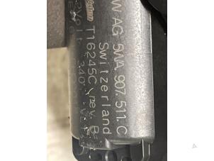 Begagnade Värmarventil, motor Volkswagen ID.4 (E21) Performance 77 kWh Pris € 20,00 Marginaltabell erbjuds av Autodemontage van de Laar