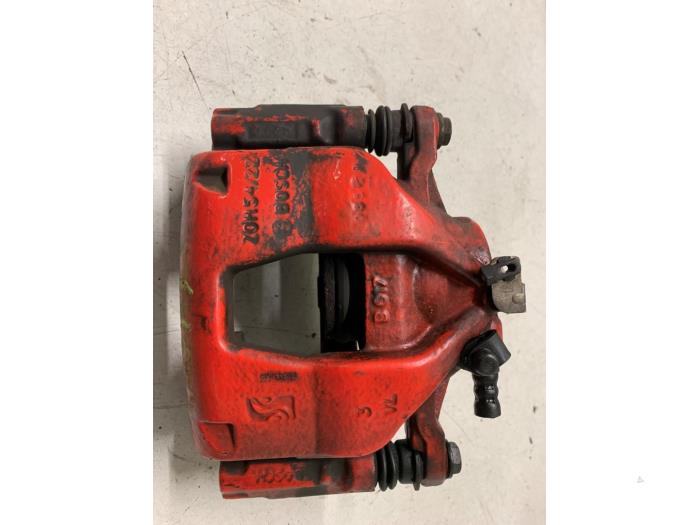 Främre bromsok, vänster från en Abarth 500C/595C/695C 1.4 T-Jet 16V 2011