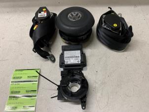 Gebruikte Airbag Set + Module Volkswagen Up! (121) 1.0 12V 60 Prijs € 650,00 Margeregeling aangeboden door Autodemontage van de Laar