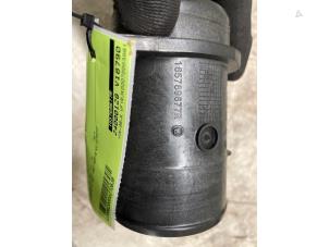 Gebruikte Luchtmassameter Renault Express 1.5 dCi 75 Prijs € 50,00 Margeregeling aangeboden door Autodemontage van de Laar