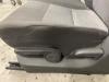 Stoel links van een Opel Agila (B) 1.0 12V 2011