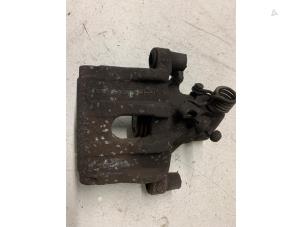 Begagnade Bakre bromsok, vänster Ford Transit Connect (PJ2) 1.5 EcoBlue Pris € 50,00 Marginaltabell erbjuds av Autodemontage van de Laar