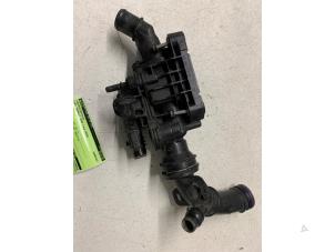 Begagnade Termostathus Ford Transit Connect (PJ2) 1.5 EcoBlue Pris € 40,00 Marginaltabell erbjuds av Autodemontage van de Laar