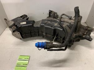 Begagnade AdBlue-tank Ford Transit Connect (PJ2) 1.5 EcoBlue Pris € 225,00 Marginaltabell erbjuds av Autodemontage van de Laar