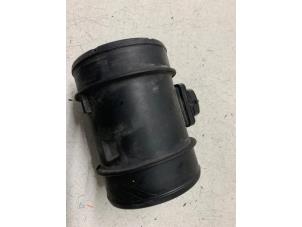 Begagnade Luftmassemätare Opel Combo 1.6 CDTI 16V Pris € 40,00 Marginaltabell erbjuds av Autodemontage van de Laar